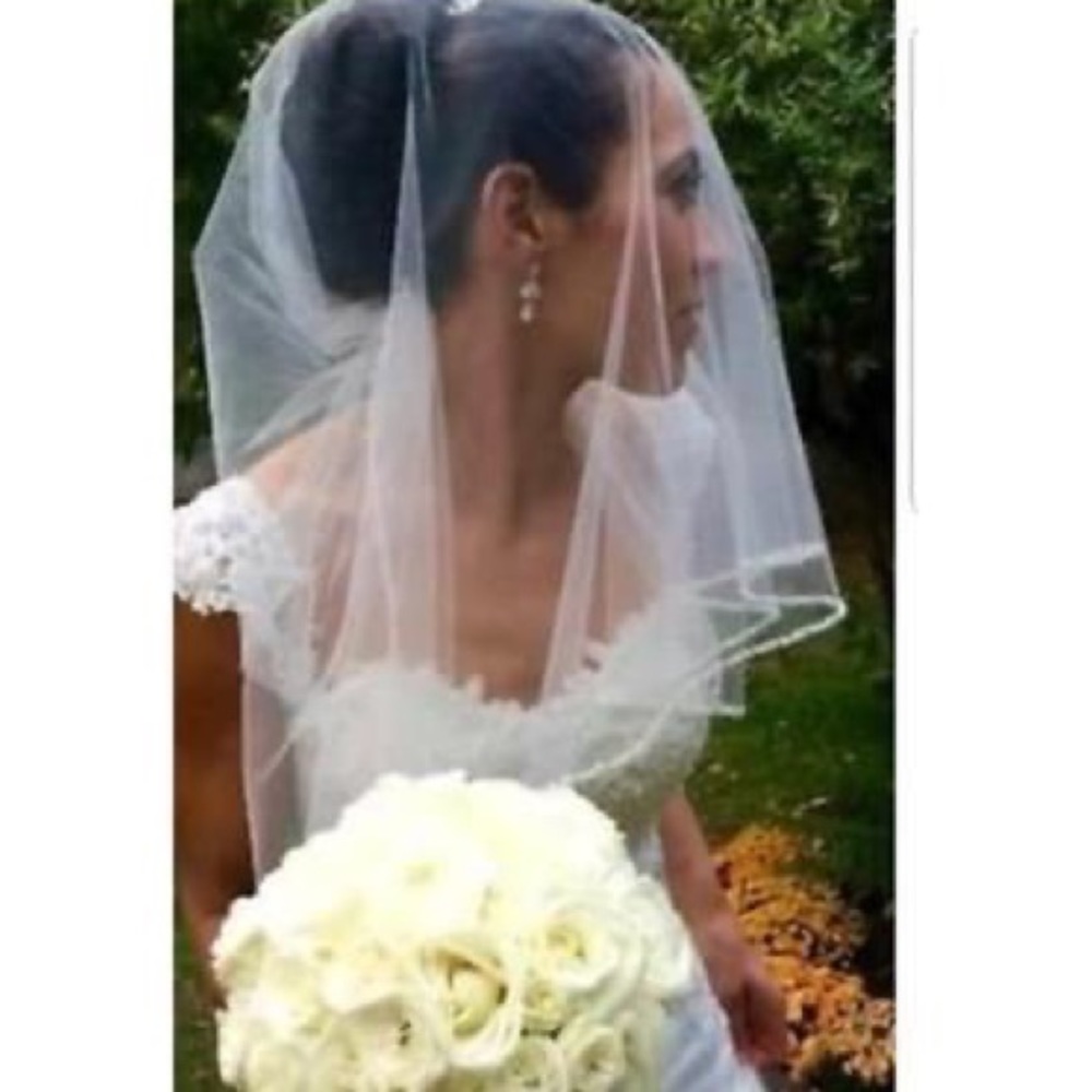 Never Worn Ivory Elbow Length Beaded Bridal Veil from David’s Bridal